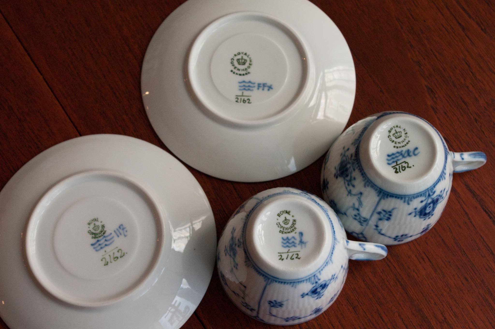 Blue fluted プレイン カップアンドソーサー2162｜Luca Scandinavia