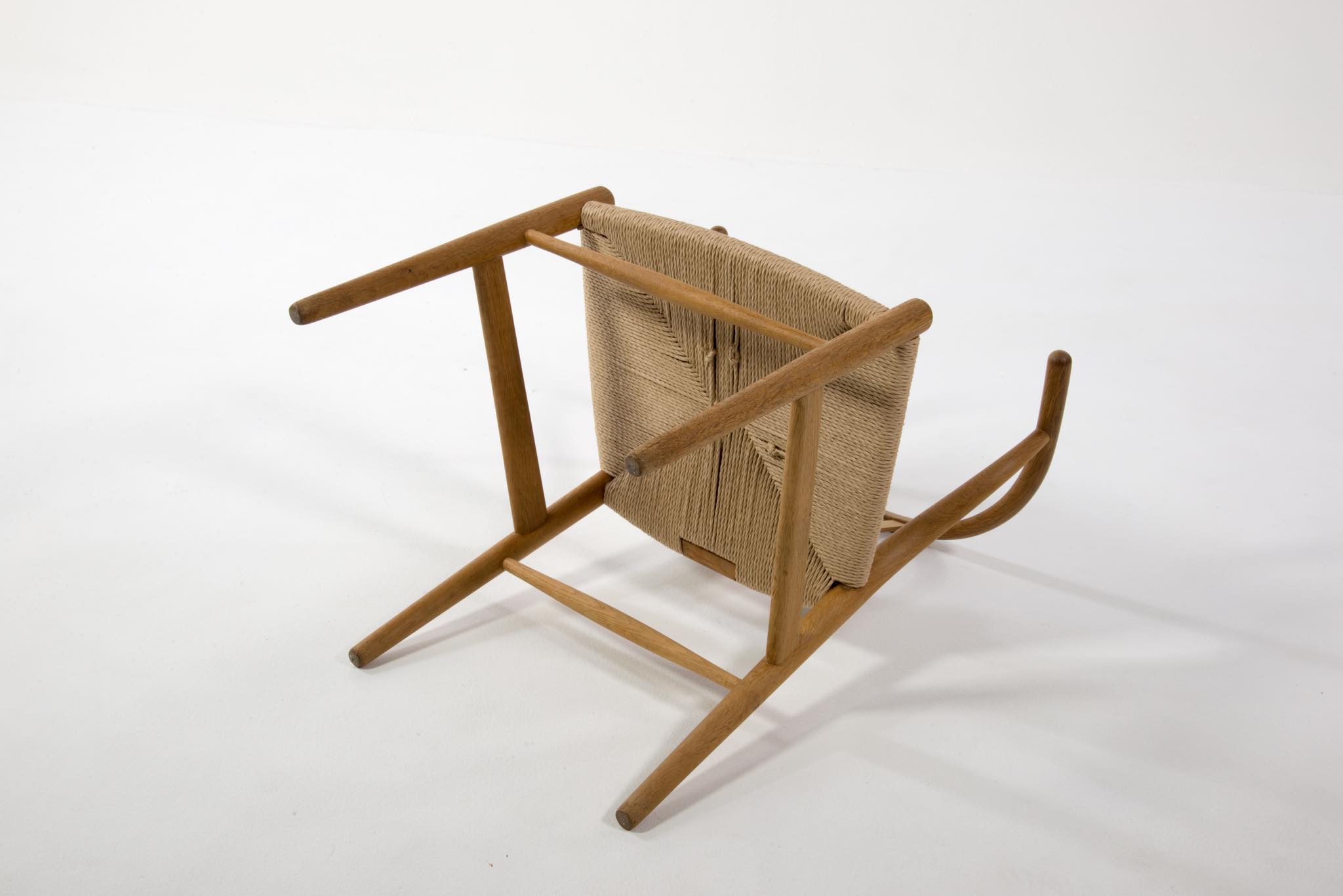 Hans J. Wegner Vintage CH24 “Wishbone chair” in Oak｜Luca