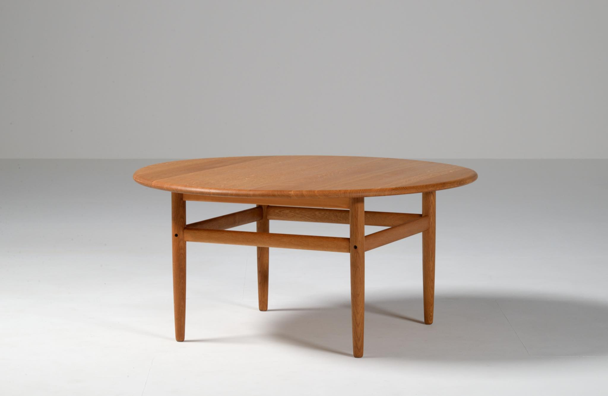 85583★デンマーク Niels Bach コーヒーテーブル センターテーブル IZ85583F☆デンマーク Niels Bach コーヒーテーブル チーク 北欧